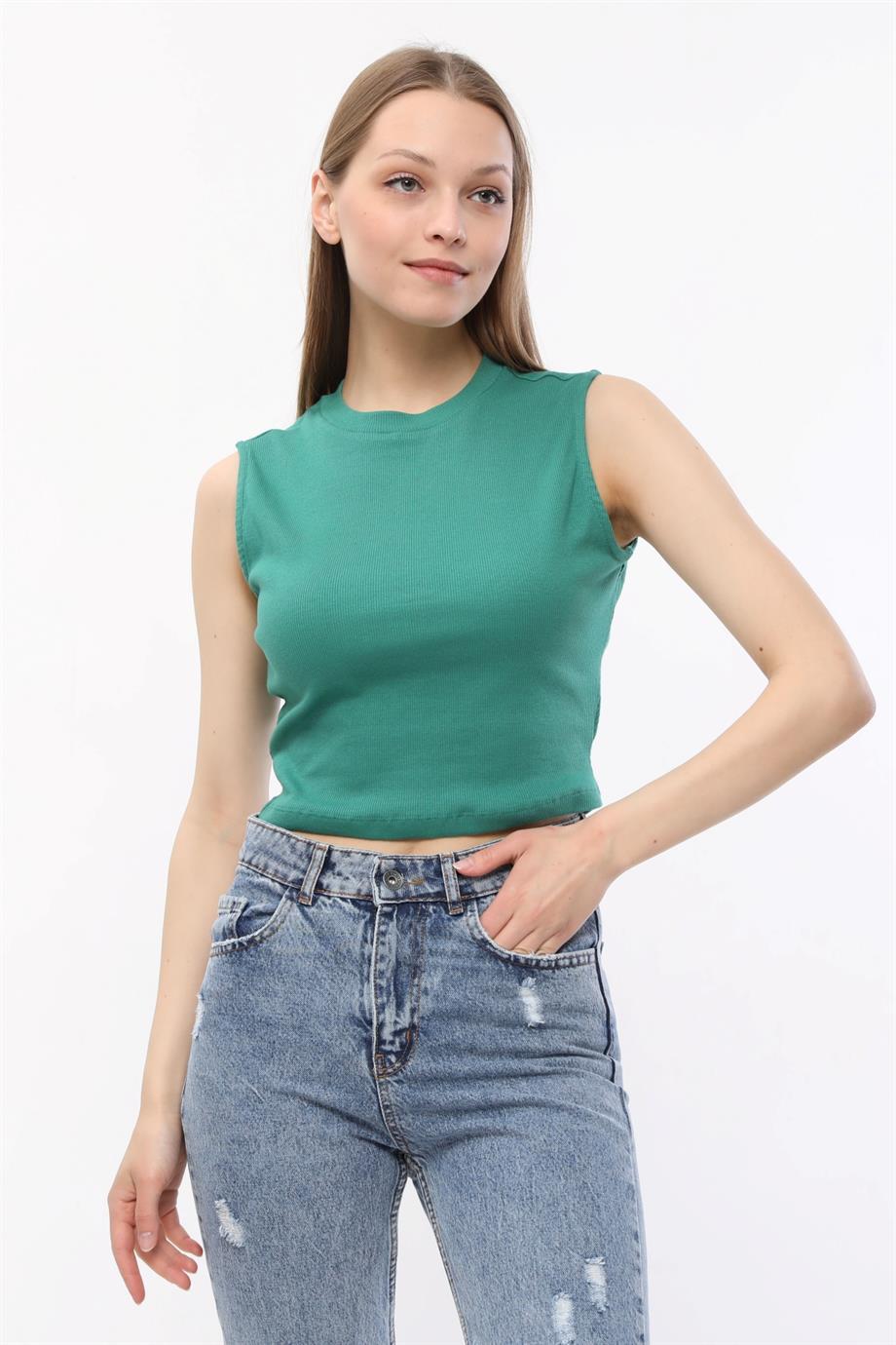 Yeşil Kolsuz Crop