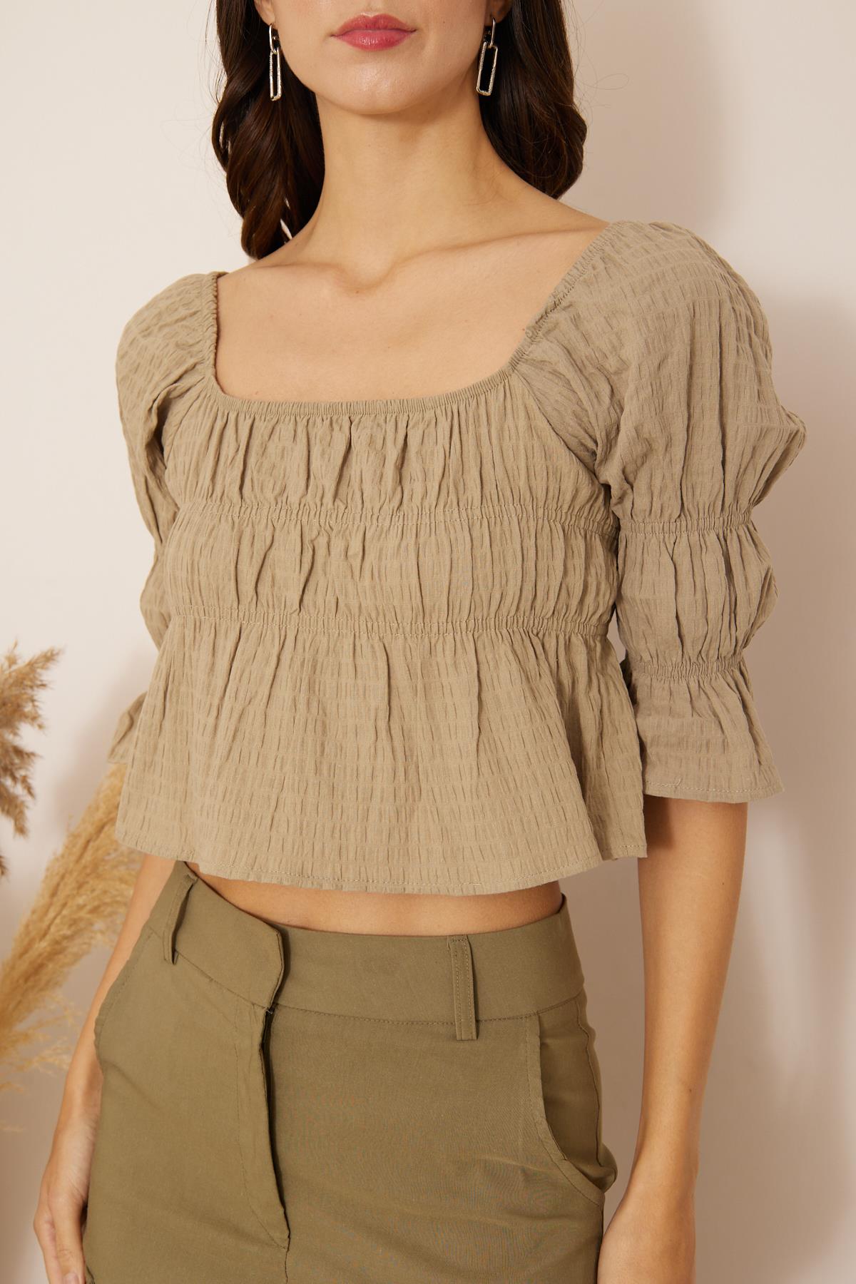 Kadın Haki Büzgülü Crop Bluz DM7001