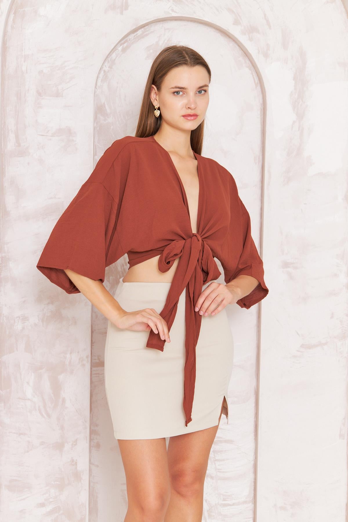 Kadın Kiremit Rengi Önden Bağlamalı Crop Kimono DM7004