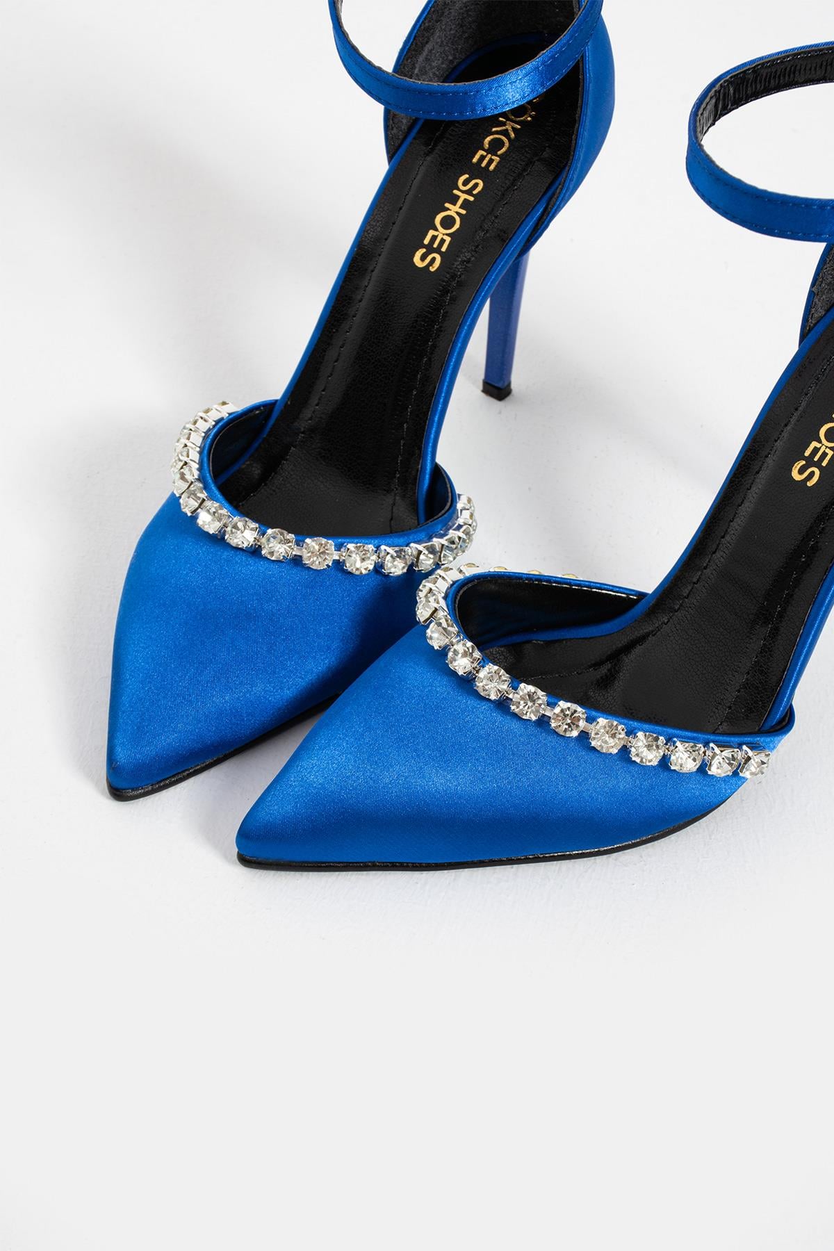 Anna Sax Mavi Şerit Taş Detay Saten Topuklu Kadın Ayakkabı