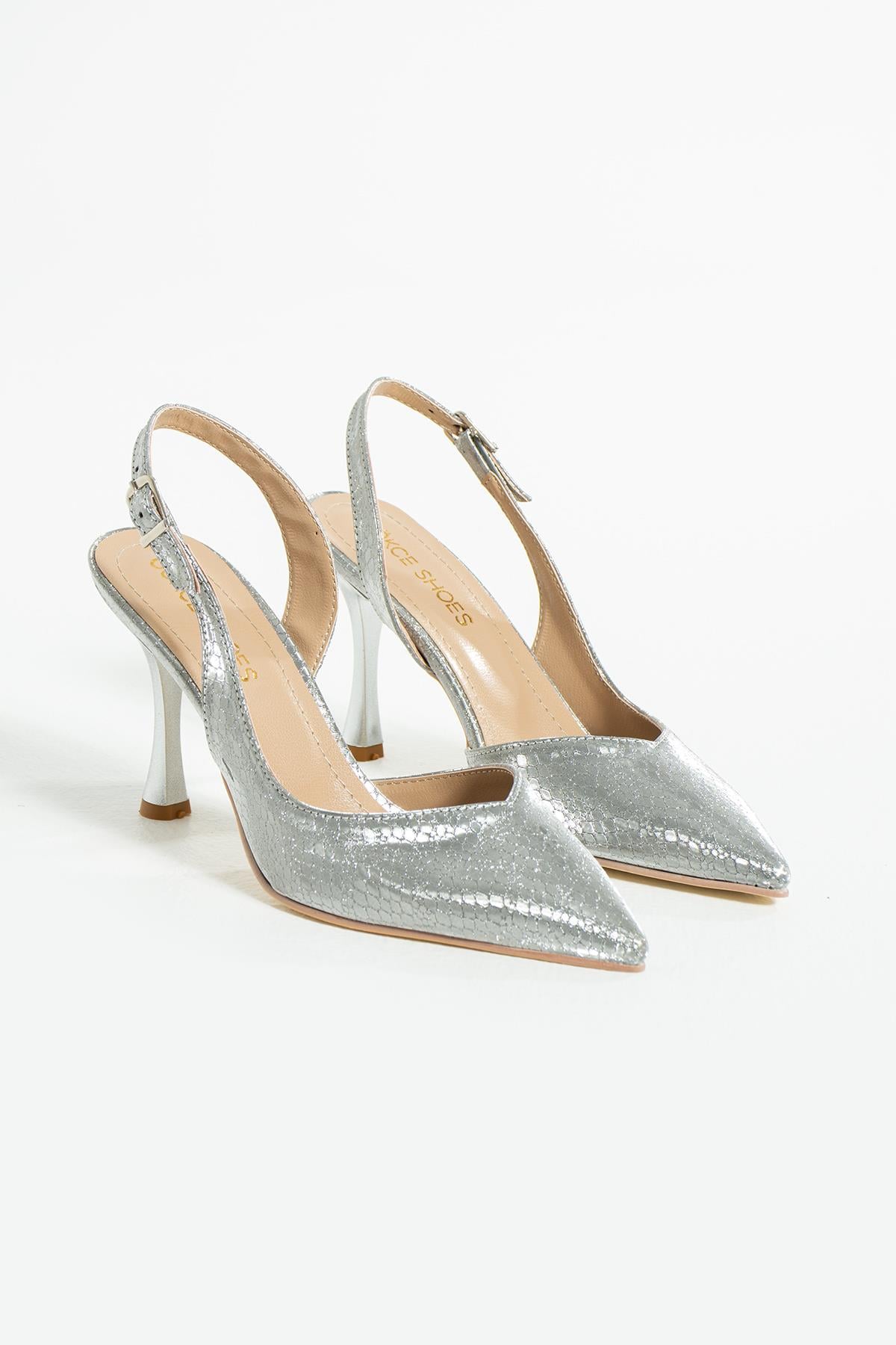 Rachel Gümüş Simli Arkadan Kemerli Kadın Topuklu Ayakkabı