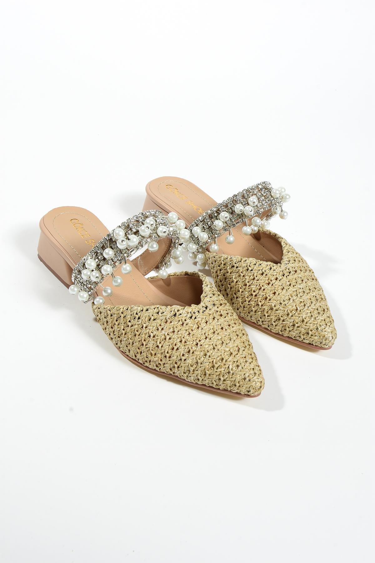 Angola Hasır Taşli Kadin Terlik