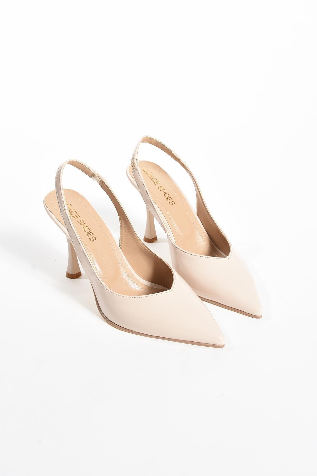 Eline Krem Rugan Arka Lastikli Kadın Topuklu Ayakkabı