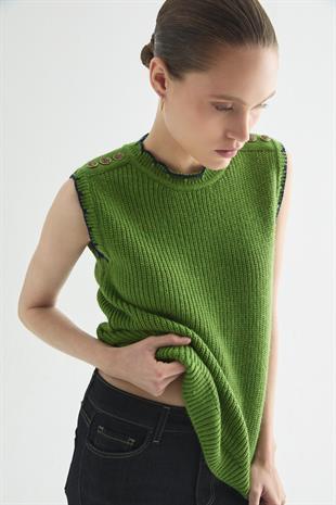 APOLET DETAYLI TRİKO SÜVETER YEŞİL