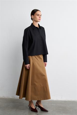 ARKASI PİLE DETAYLI POPLİN GÖMLEK SİYAH