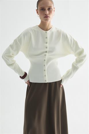 BELİ FİTİL DETAYLI ÇIT-ÇITLI TRİKO HIRKA EKRU