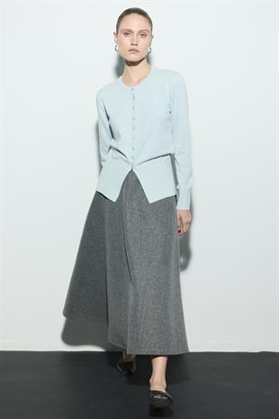 BELİ OTURTMALI TRİKO HIRKA BEBE MAVİSİ
