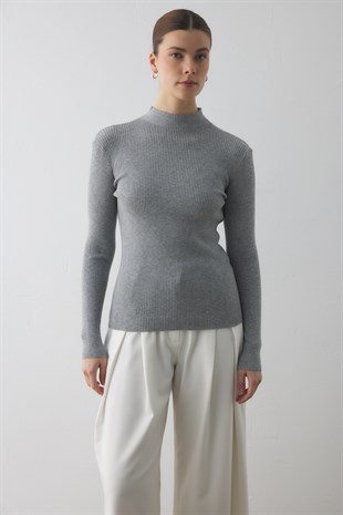 DİK YAKA TRİKO KAZAK GRİ