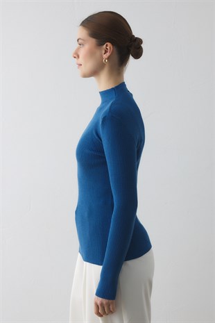 DİK YAKA TRİKO KAZAK İNDİGO