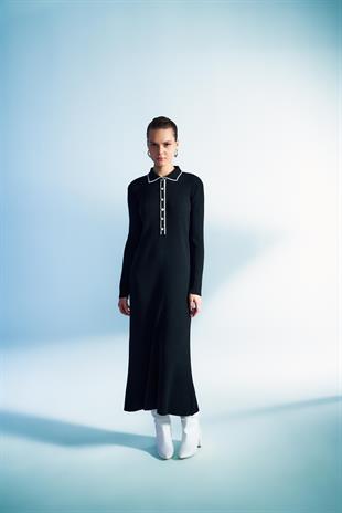 DÜĞMELİ TRİKO ELBİSE SİYAH