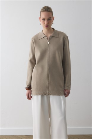 FERMUARLI UZUN TRİKO HIRKA BEJ