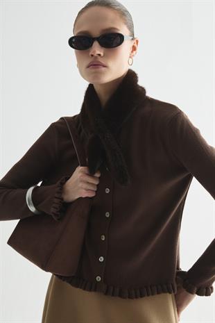 FIRFIR DETAYLI FİTİLLİ TRİKO HIRKA KAHVERENGİ