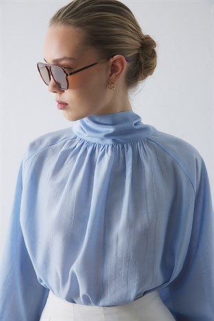 GENİŞ FULARLI BLUZ BEBE MAVİSİ