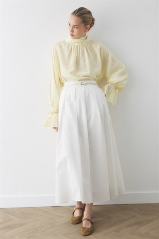 GENİŞ FULARLI BLUZ SARI