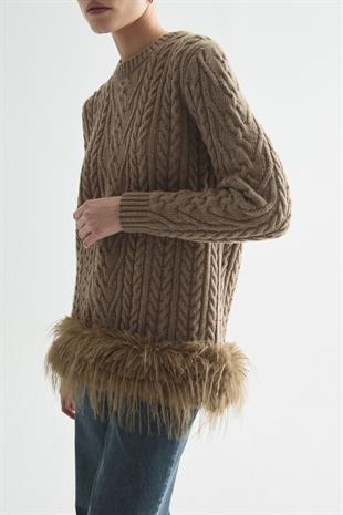 GLOWY FEATHER TRİKO KAZAK VİZON