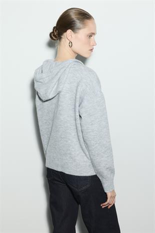 KAPÜŞONLU CROP TRİKO HIRKA AÇIK GRİ