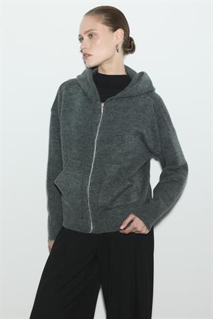 KAPÜŞONLU CROP TRİKO HIRKA ANTRASİT