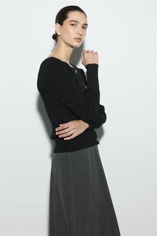 KAYIK YAKA SİMLİ TRİKO ÜST SİYAH