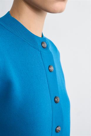METAL DÜĞMELİ MERSERİZE TRİKO HIRKA MAVİ