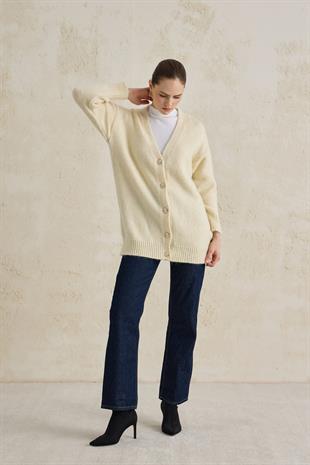 METALİZE DÜĞMELİ HIRKA BEJ