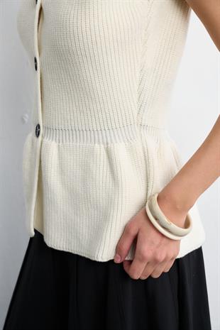 PEPLUMLU TRİKO YELEK EKRU