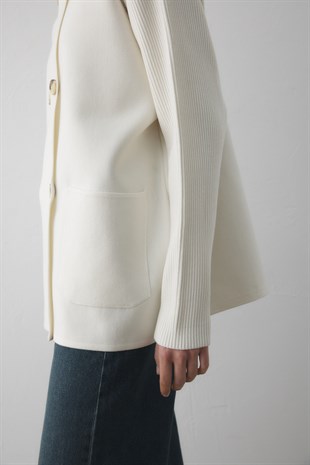 REGLAN KOLLU ÇELİK ÖRME CEKET EKRU