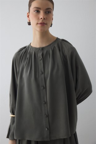 SIK PİLELİ SİLK TOUCH GÖMLEK HAKİ