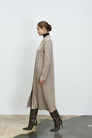 UZUN TRİKO TRENÇ VİZON