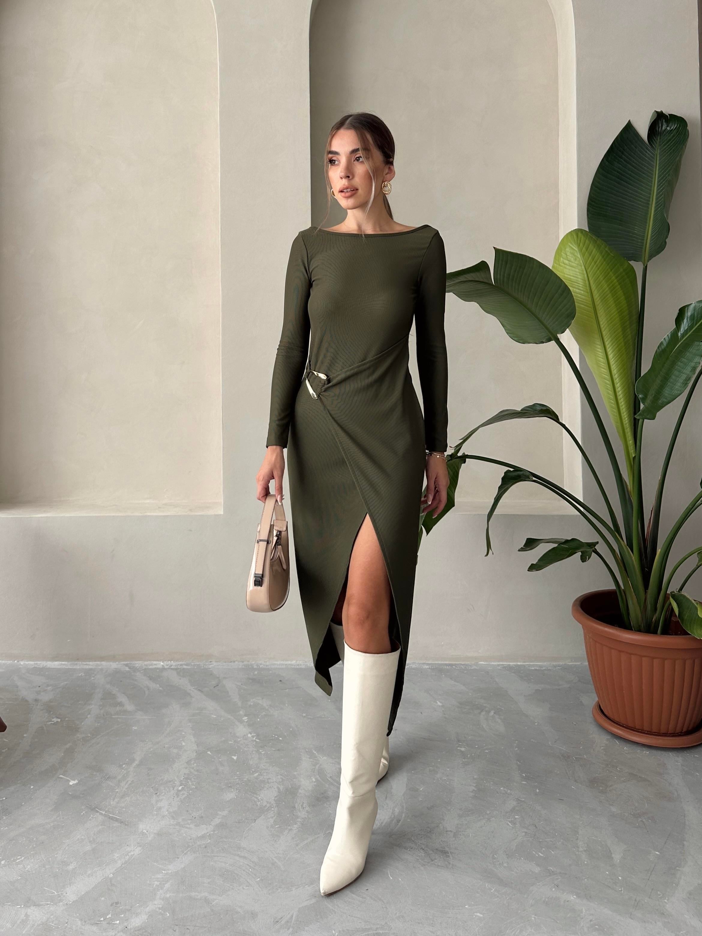 Bel Aksesuar Detaylı Çelik Triko Elbise Haki