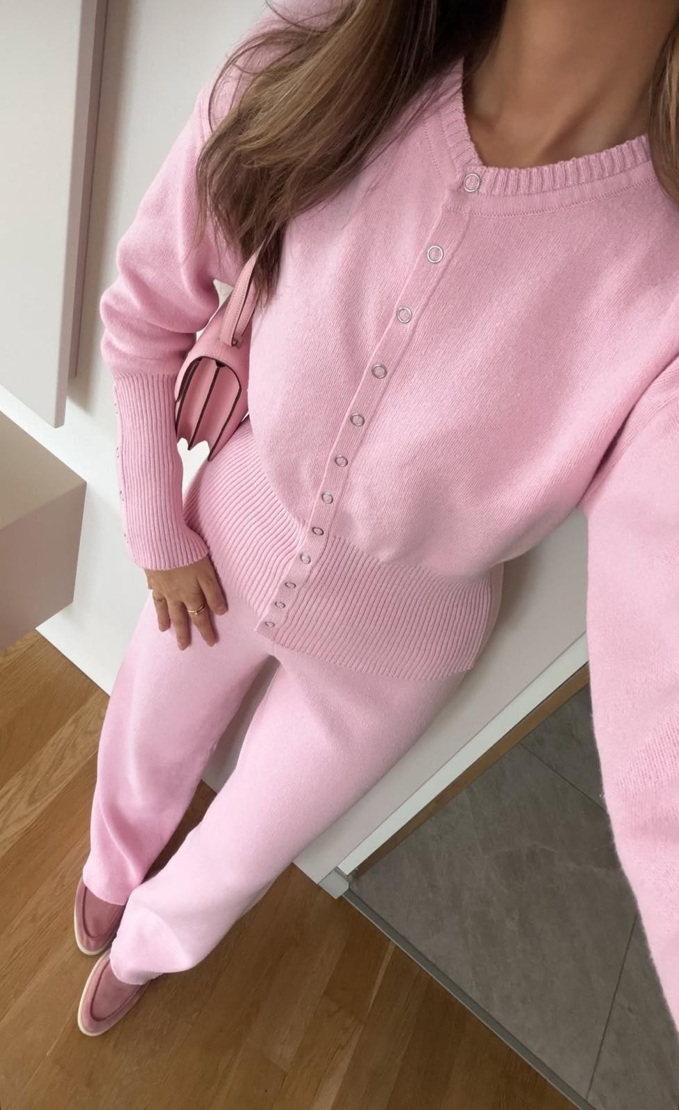 Belden Oturan Triko Takım Pembe