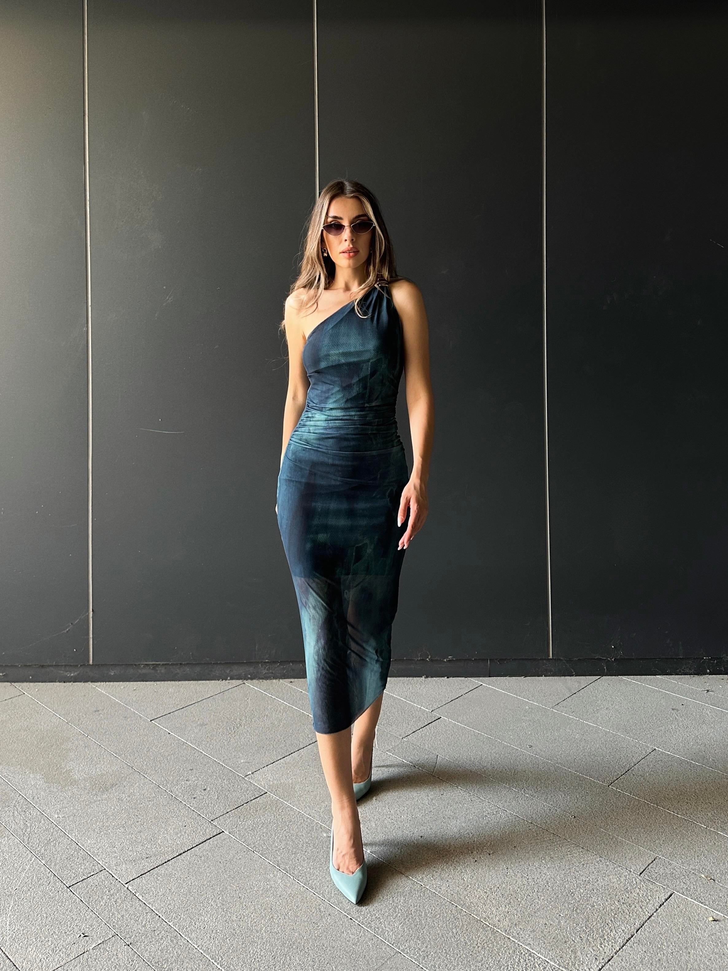 Tem Omuz Drapeli Tül Elbise Yeşil