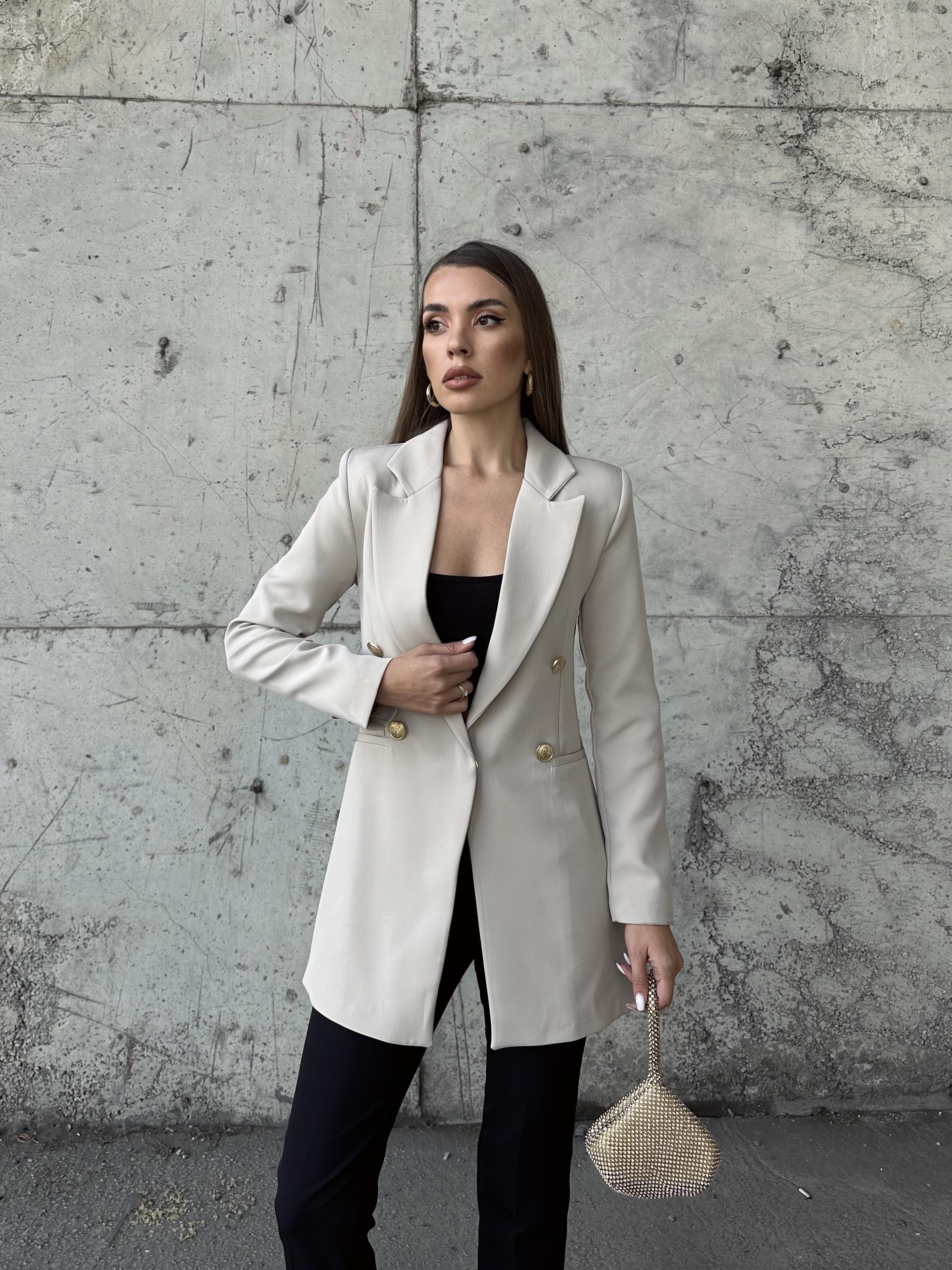 Uzun Gold Düğmeli Blazer Ceket Taş
