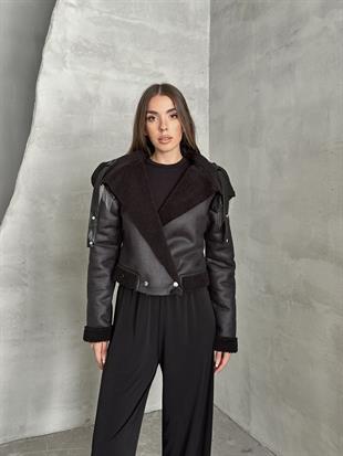 Peluşlu Zincir Detaylı Deri Mont Siyah