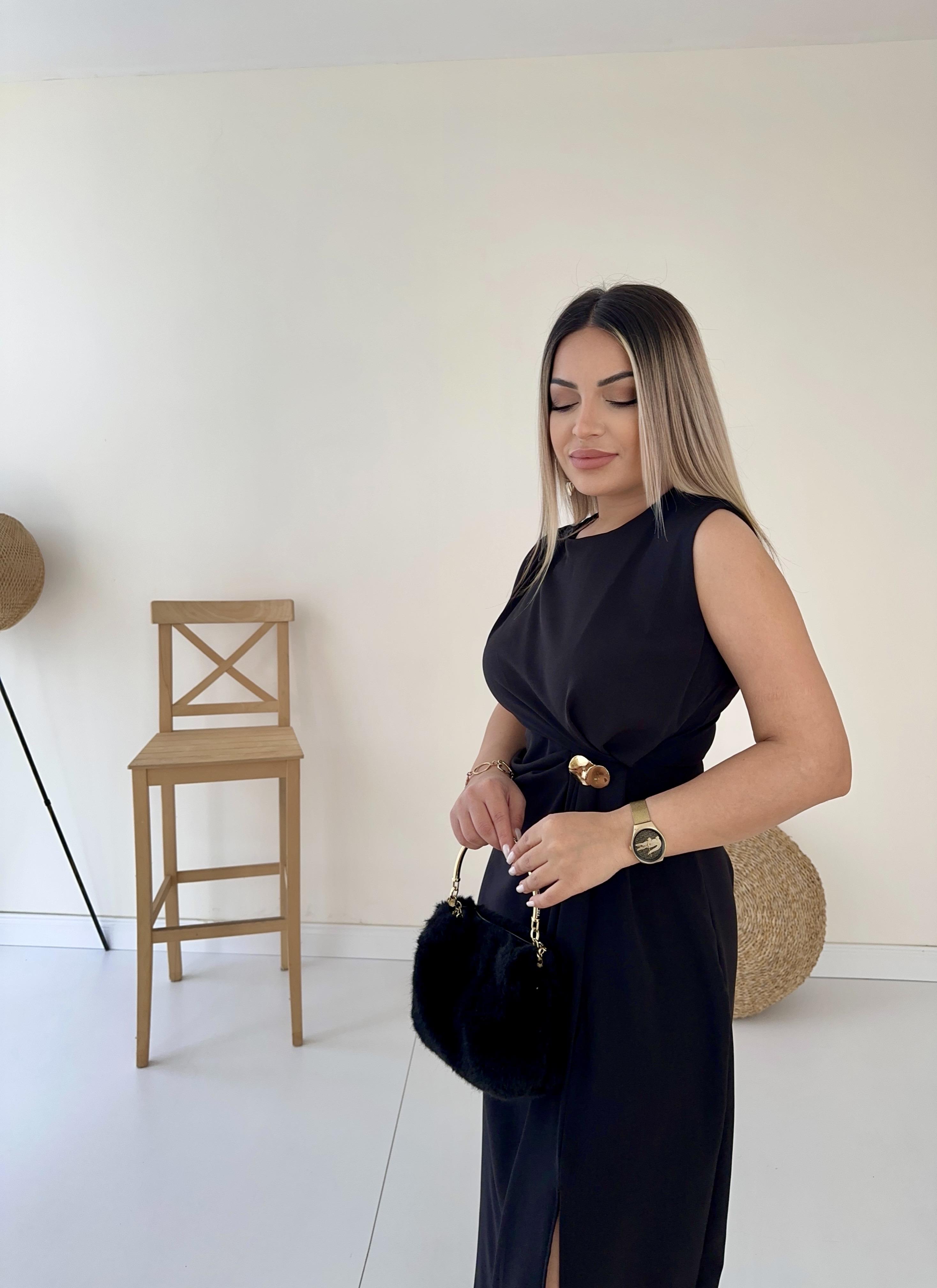 Broş Detaylı Yırtmaçlı Midi Şık Elbise Siyah