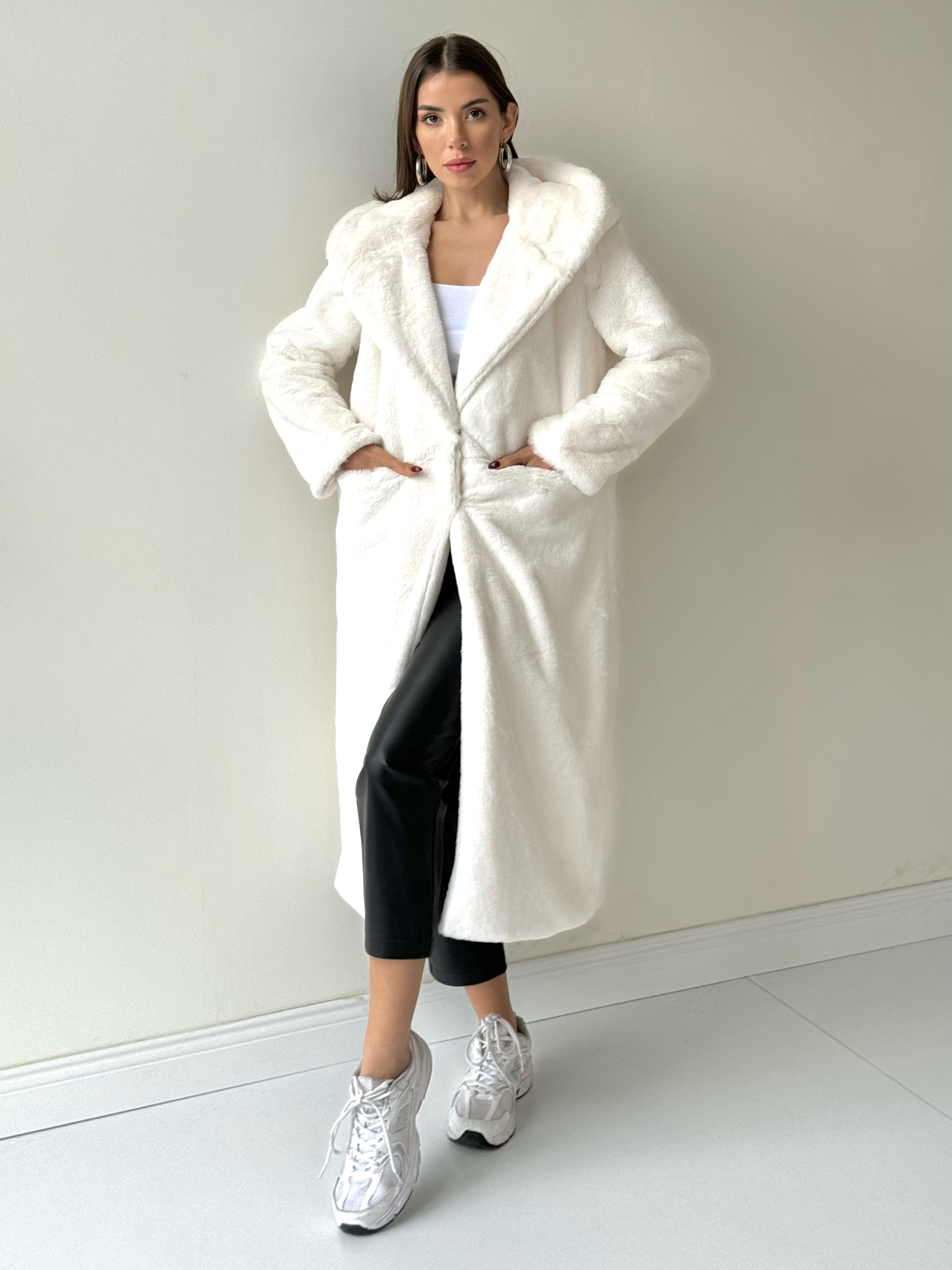 Kapüşonlu Astarlı Peluş Kürk Ekru