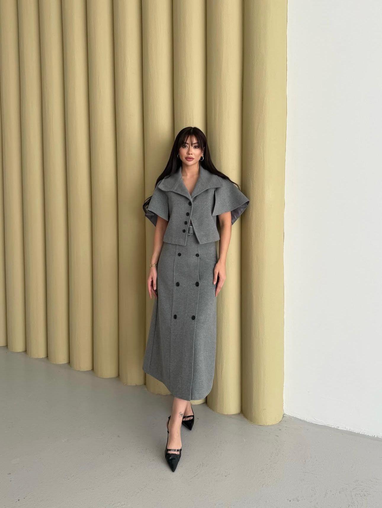 Pelerinli Kaşe Takım Gri