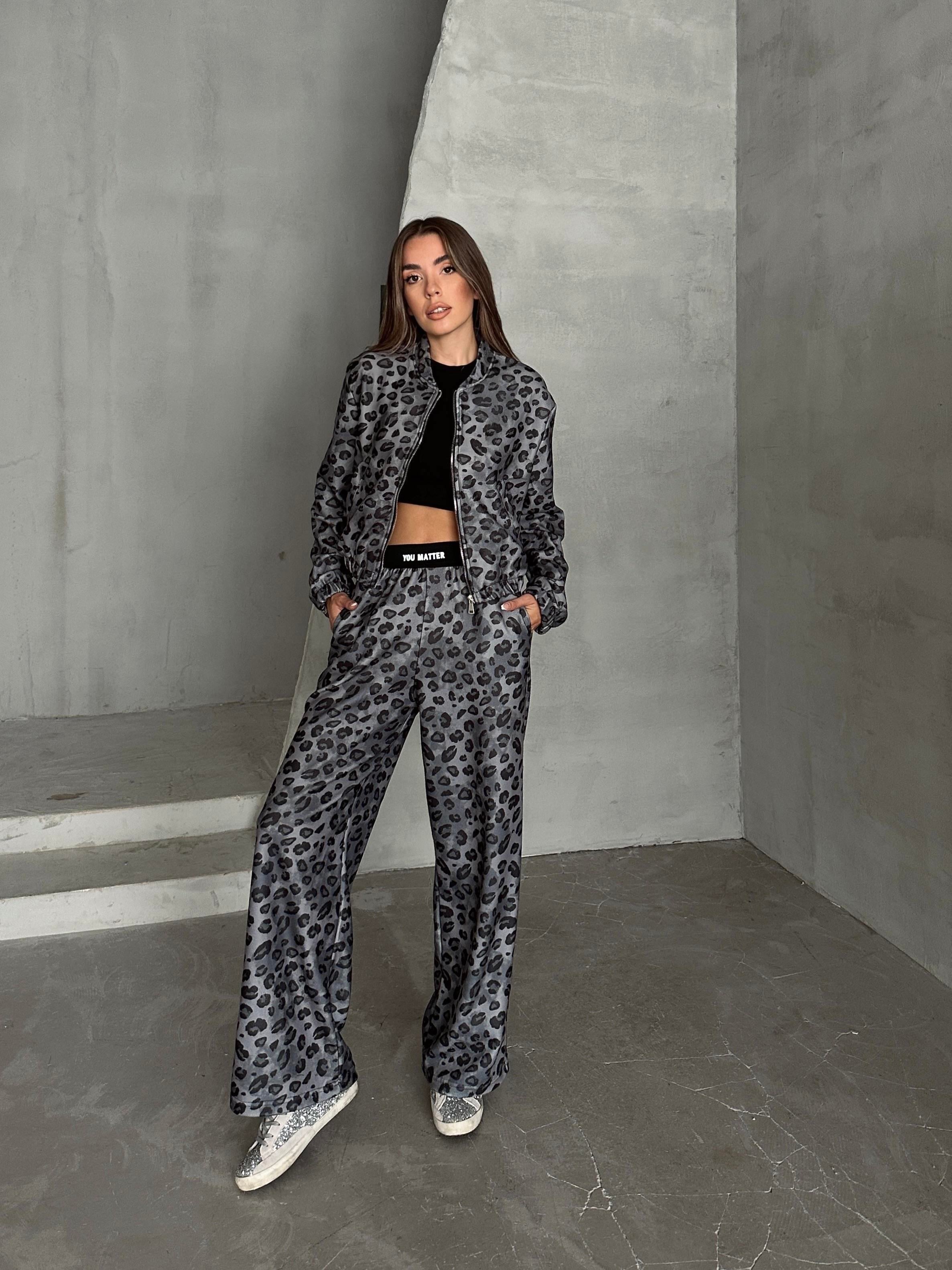 Peluş Leopar Eşofman Takımı Gri