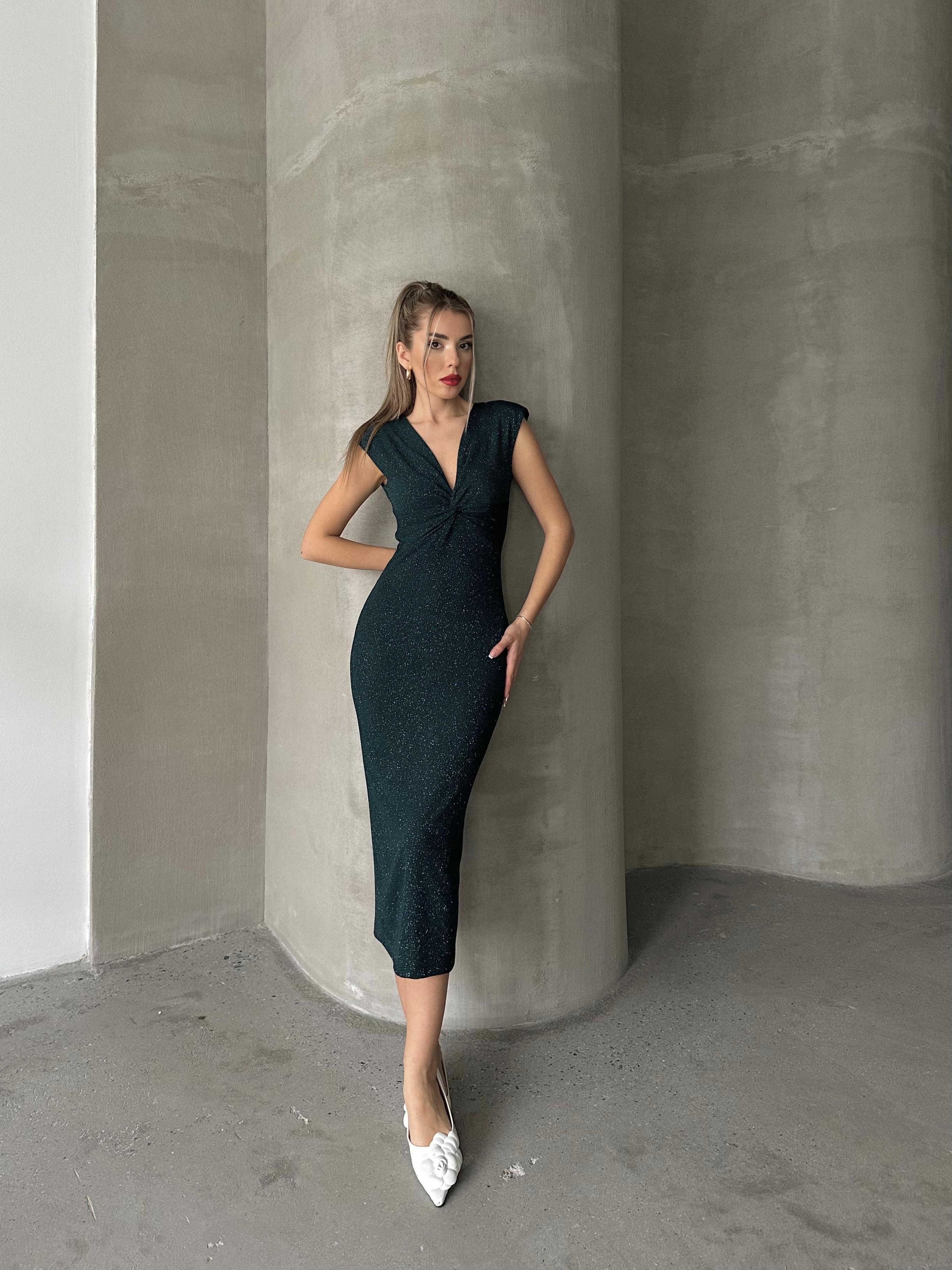 Simli Vatkalı Şık Kalem Elbise Zümrüt Yeşil