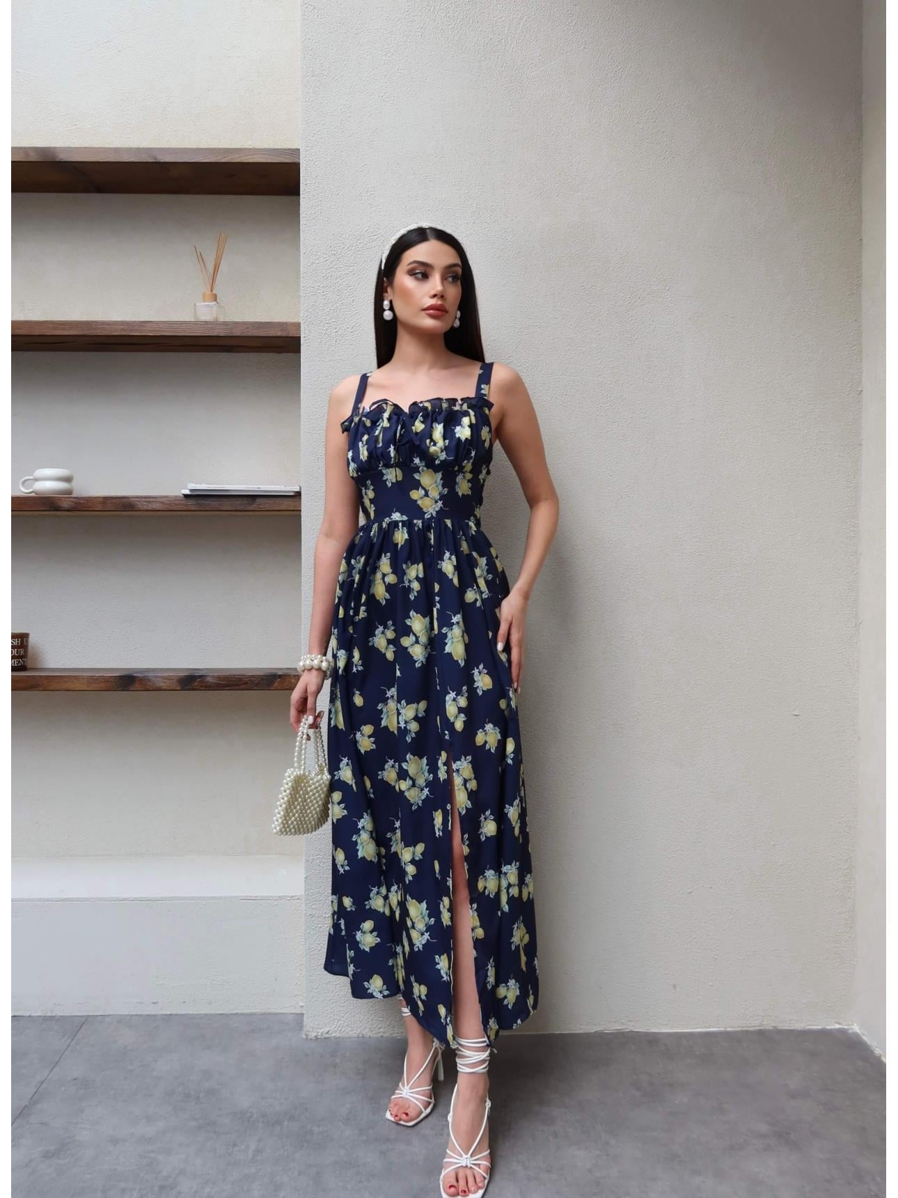 Limon Desen Göğüs Büzgü Yırtmaçlı Elbise