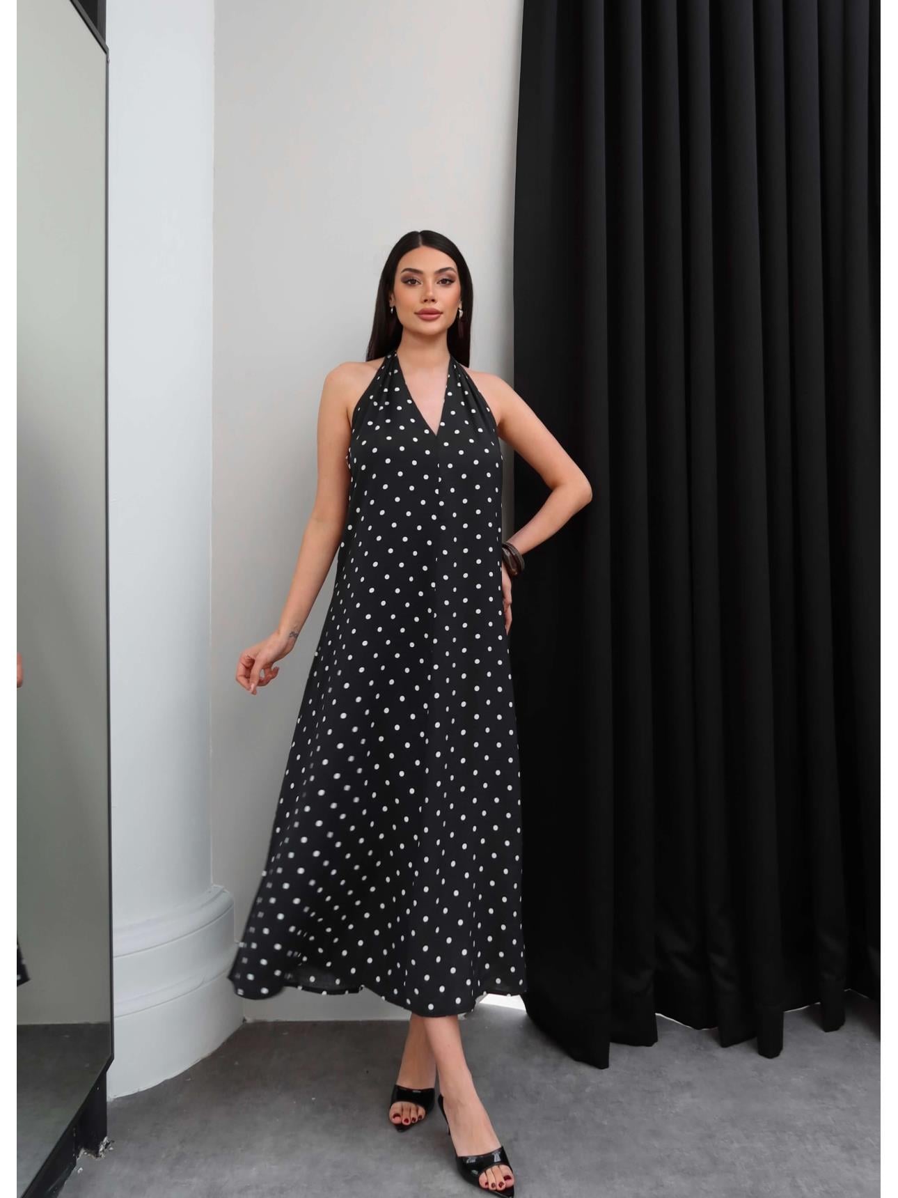 Puantiyeli Boyun Bağlamalı Kloş Elbise