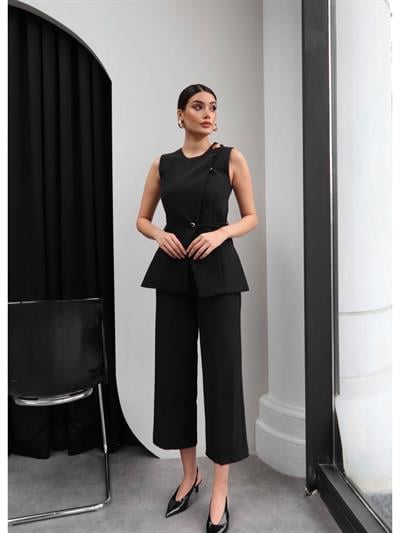 Broşlu Bağcıklı Yelek Pantolon Takım