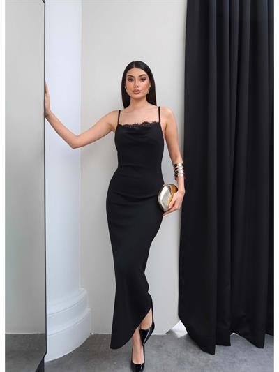 Degaje Yaka Dantel Detay Elbise