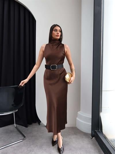 Kemerli Sıfır Kol Saten Elbise