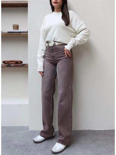 Straight Paça Kesik Jean