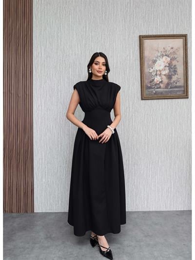 Vatkalı Sırt Bağlamalı Sıfır Kol Elbise