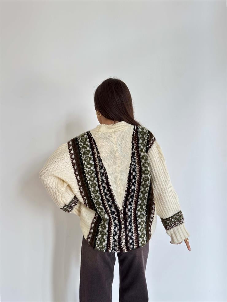 Etnik Desenli V Yaka Önü Düğmeli Darrel Krem Kadın Triko Hırka 26K218