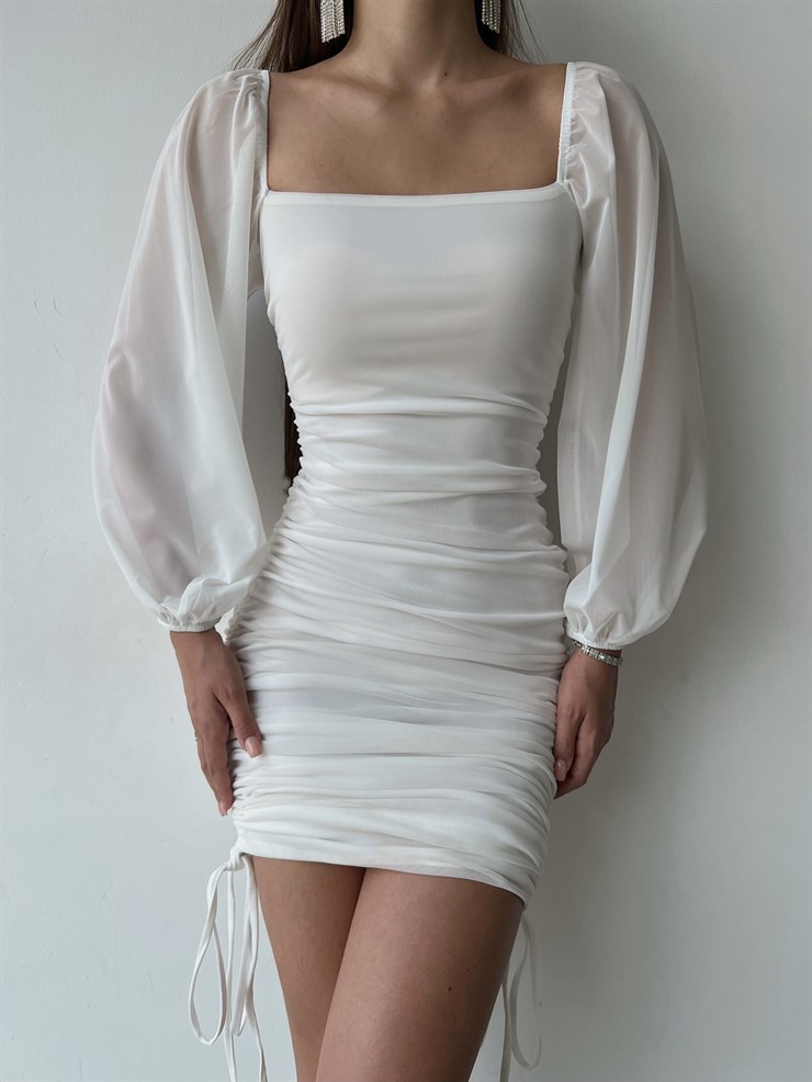 	Kare Yaka Uzun Kol Eteği Drapeli Ve Ayarlanabilir Bağcıklı Carl Kadın Beyaz Elbise 23K000032