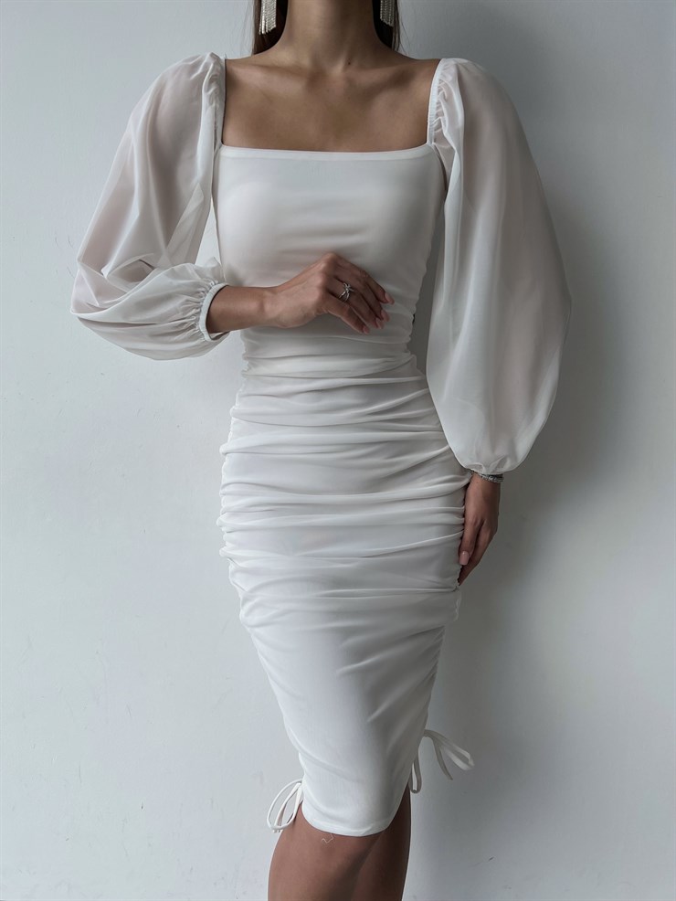 	Kare Yaka Uzun Kol Eteği Drapeli Ve Ayarlanabilir Bağcıklı Carl Kadın Beyaz Elbise 23K000032