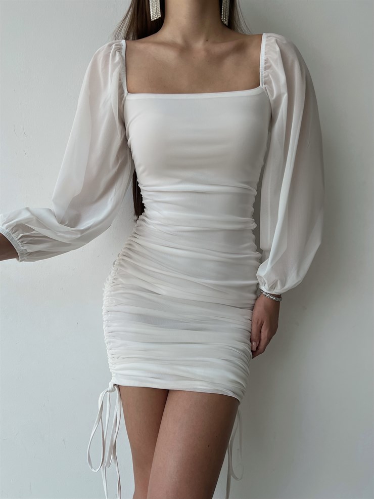 	Kare Yaka Uzun Kol Eteği Drapeli Ve Ayarlanabilir Bağcıklı Carl Kadın Beyaz Elbise 23K000032