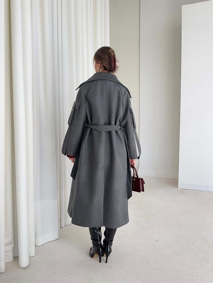 Geniş Yaka Kemerli Adel Antrasit Kadın Kaban 26K002